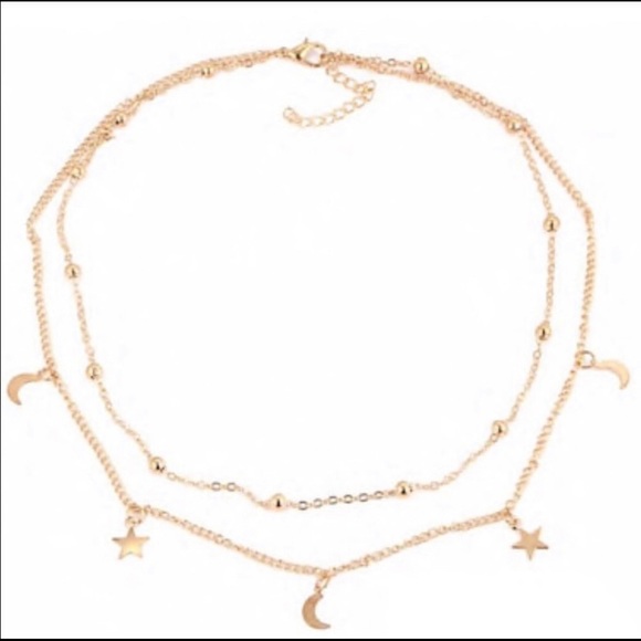 Gold star and moon necklace - Picture 2 of 2